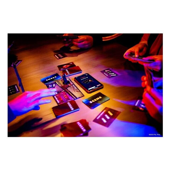 Funko Games Scream The Game With Ghost Face Figure 3-8 Players - Picture 3 of 7